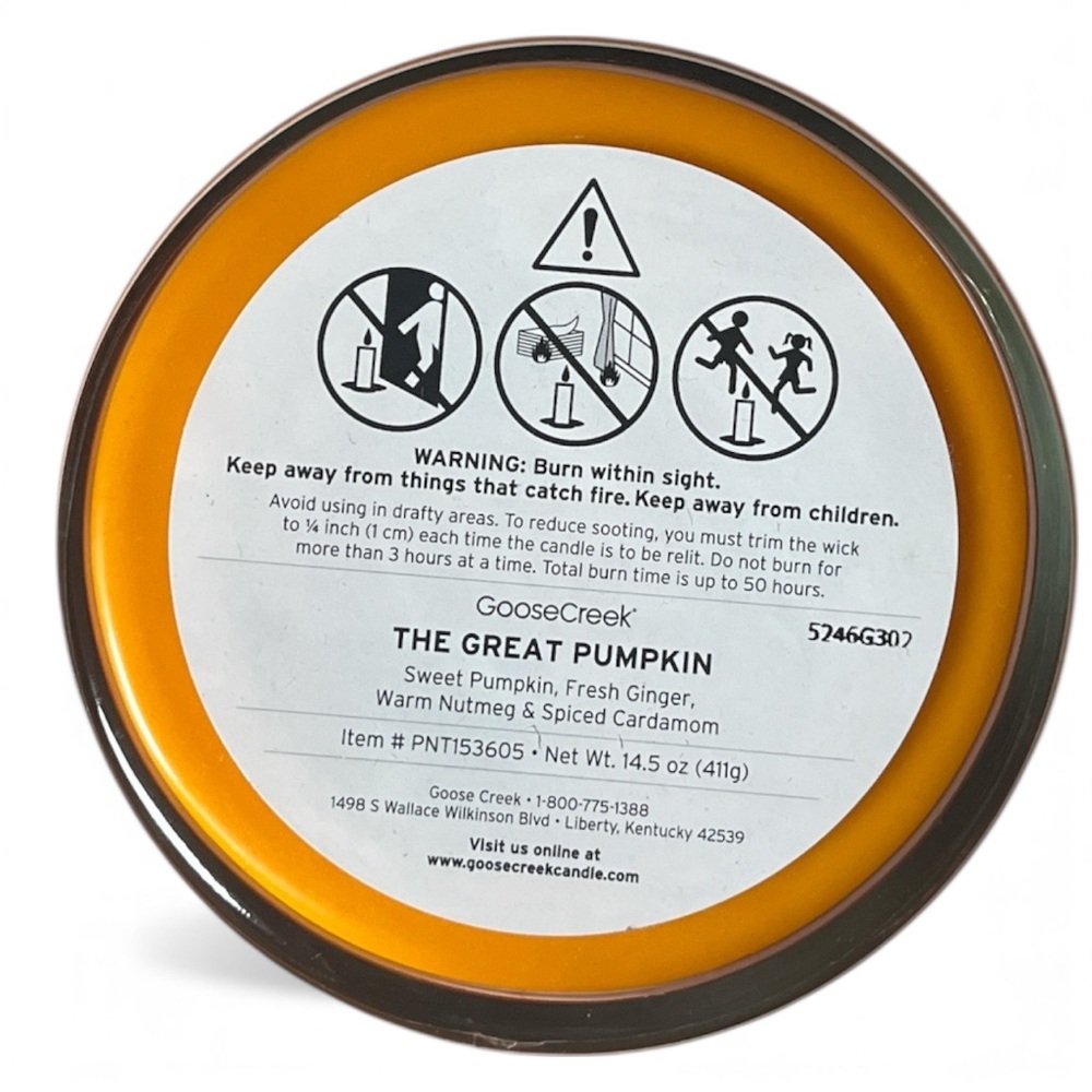 Goose Creek X Peanuts 75 Years The Great Pumpkin 14.5 oz 3-wick Soy Candle - Picture 3 of 4